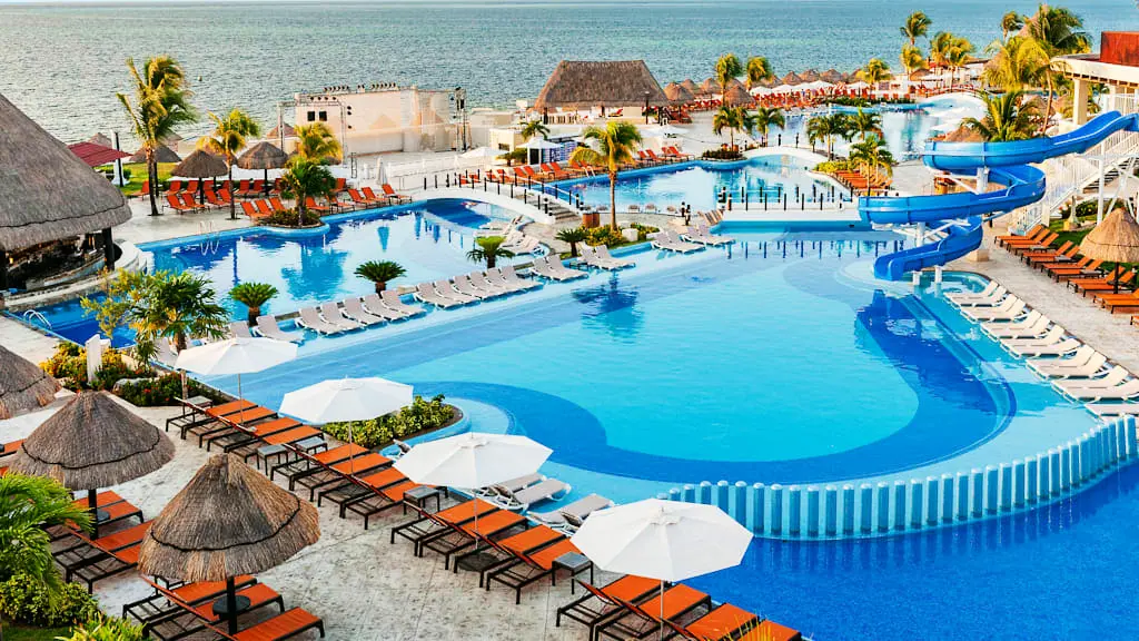 Moon Palace all-inclusive resort in Mexico offers packages where kids stay for free.